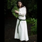 Priesterinnen Kleid Weiss