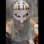 Wikingerzeitlicher Brillenhelm – Bild 2