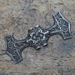 Gewandschliesse Thorshammer Bronze oder Silberfarben