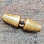 Knebel aus Holz hell