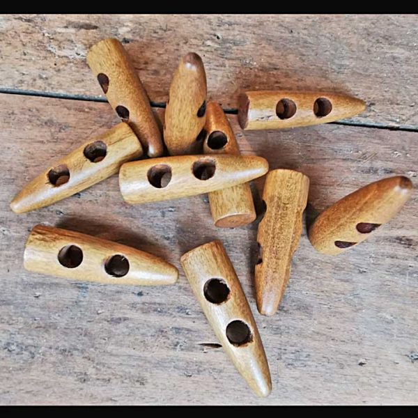 Knebel in Hornform aus Holz hell – Bild 2