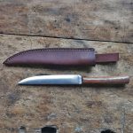 Messer mit Holzgriff