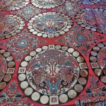 Seide mit Jagdszene – Bild 2