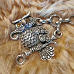 Eule Fell oder Umhangschliesse – Bild 2