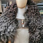 Schulterfell mit Schliesse Hand Made von SchwarzeSegel – Bild 4