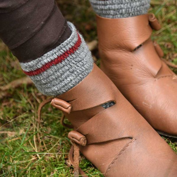 Wollsocken gehäkelt Grau – Bild 3